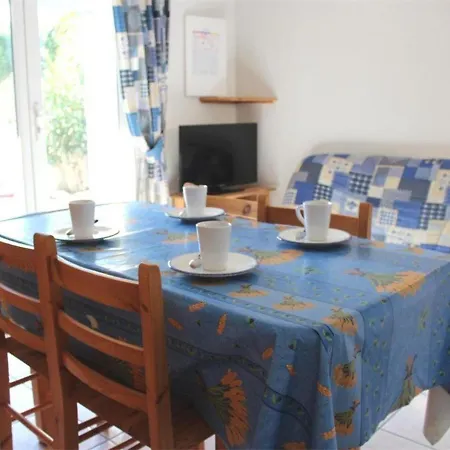 Maison Cosy Avec Terrasse, 2 Chambres, Piscine Partagee, Proche Et Commerces, - Fr-1-229-832 Holiday home *
